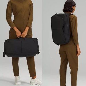 lululemon lab Convertible Large Duffle Bag 29L